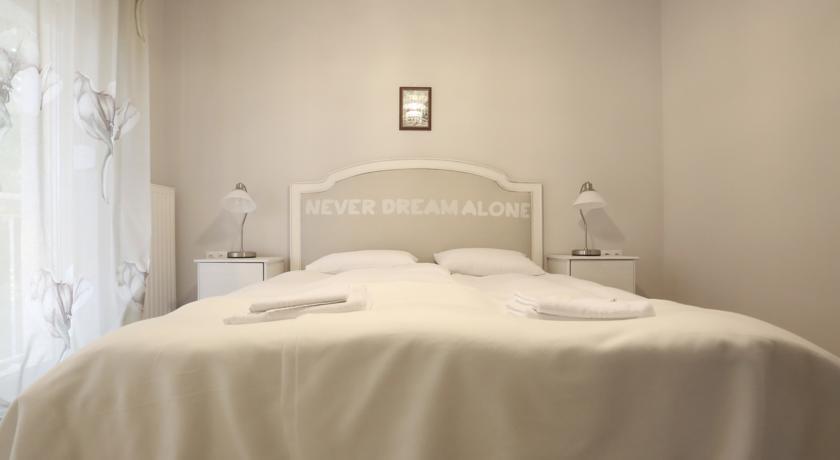 באלאטונפורד Pastel Guesthouse חדר תמונה