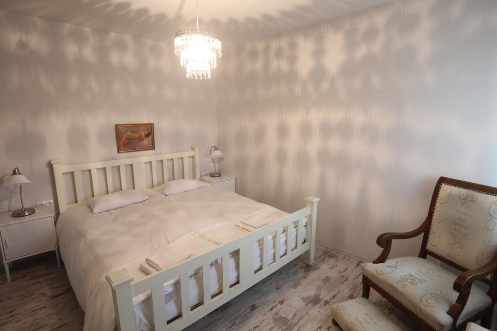 באלאטונפורד Pastel Guesthouse מראה חיצוני תמונה